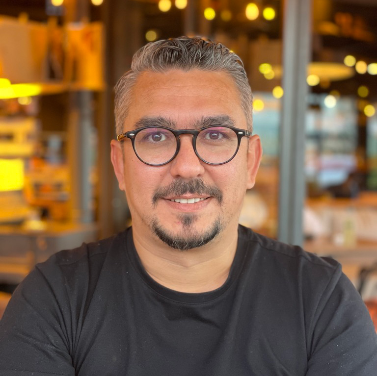 Ferhat ÖZ